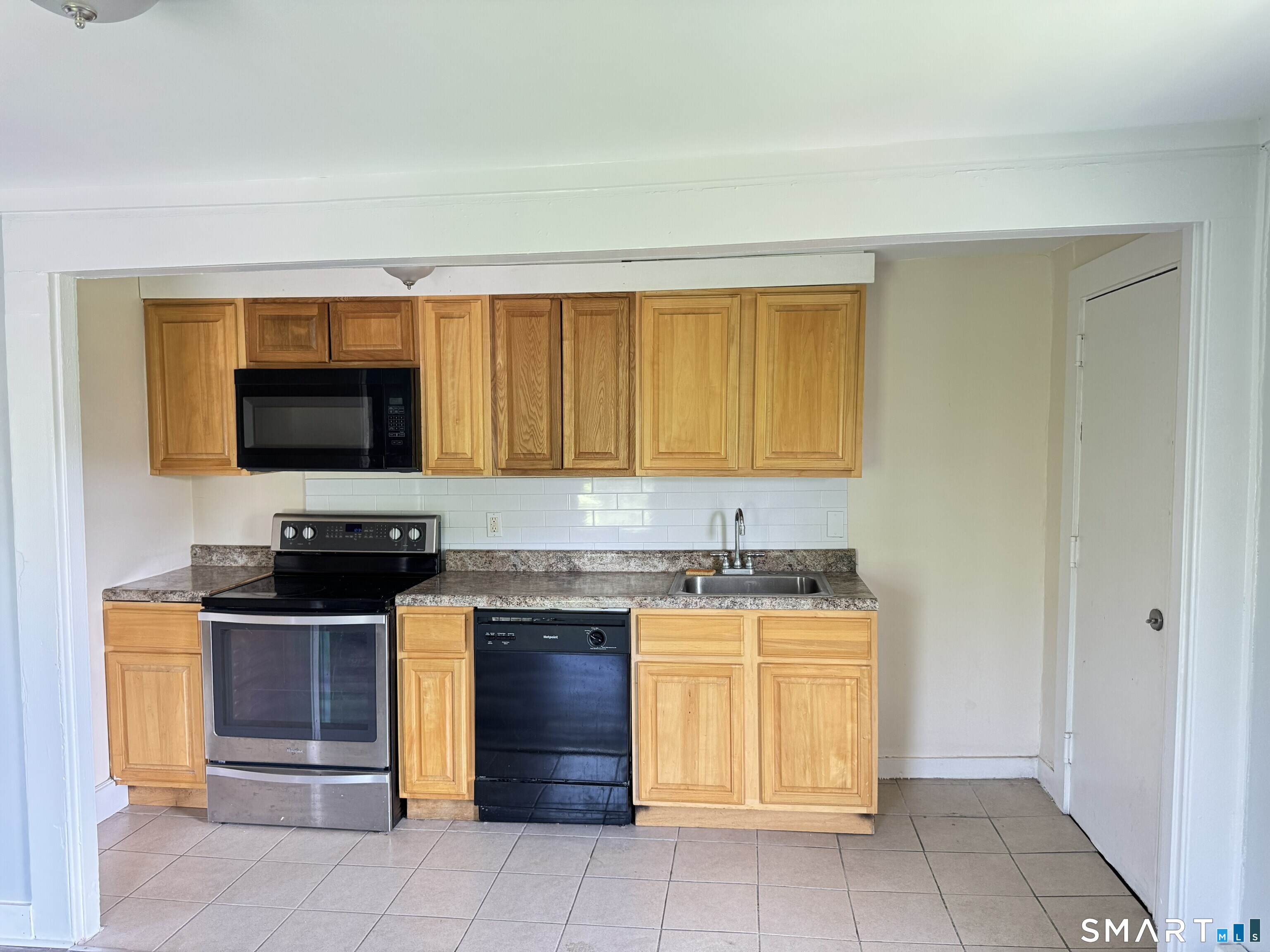 17 Townley Street Hartford CT 06105