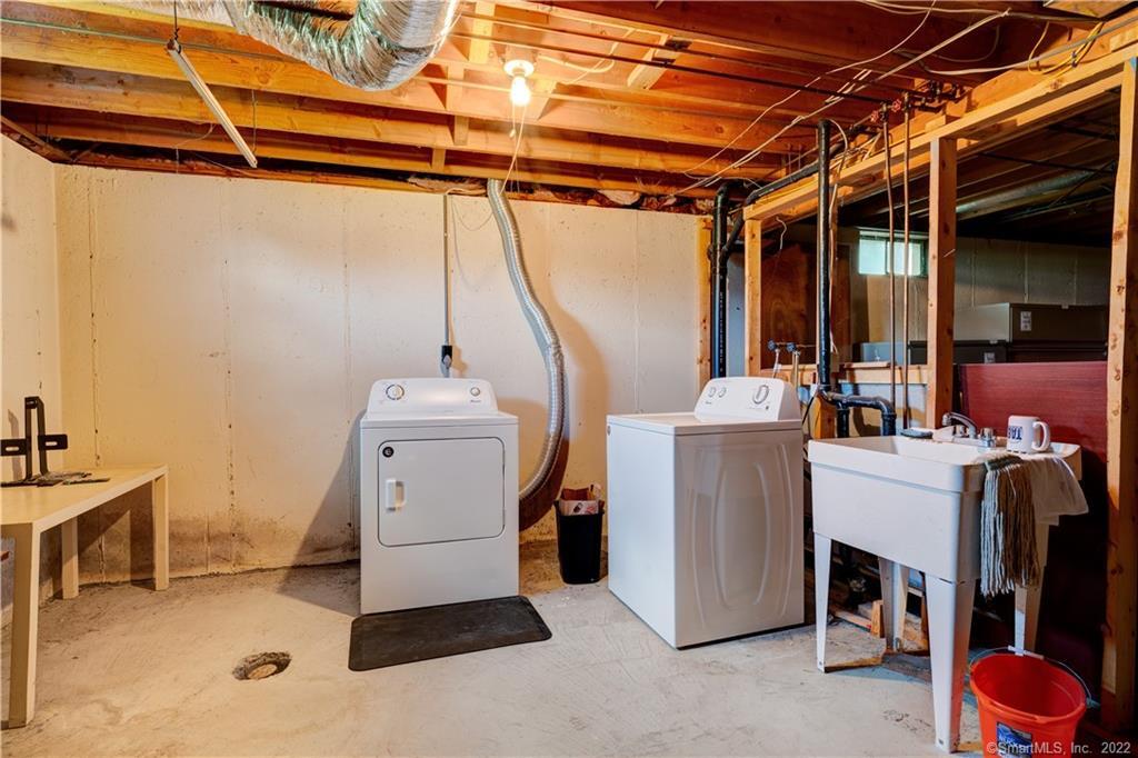 558 Main Street Cromwell CT 06416
