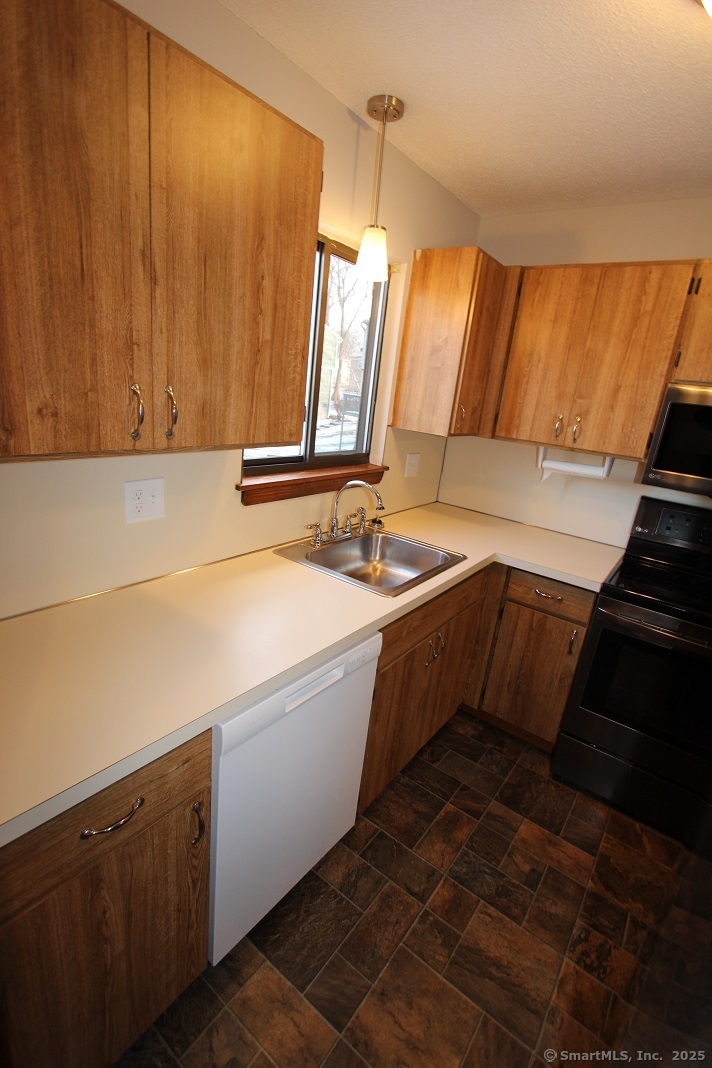 1400 Meriden Road Waterbury CT 06705