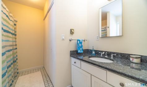 21 Atlantic Avenue Groton CT 06340