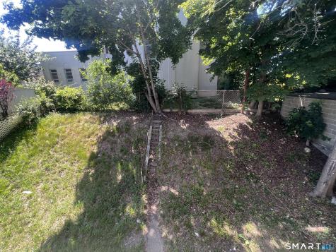 335 Ridgefield Avenue Bridgeport CT 06610