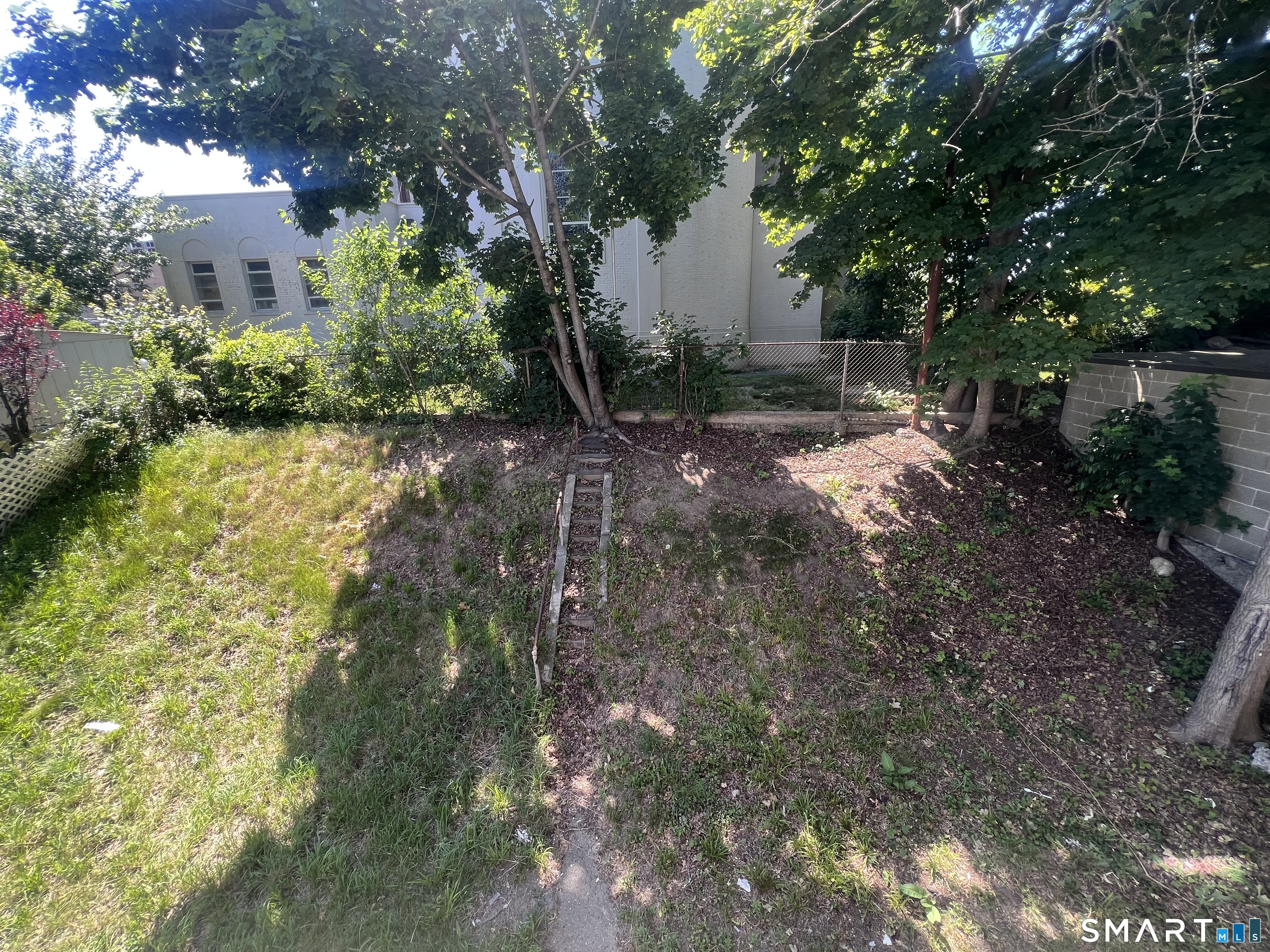 335 Ridgefield Avenue Bridgeport CT 06610