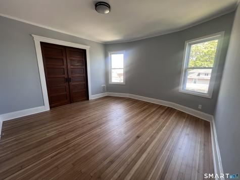 335 Ridgefield Avenue Bridgeport CT 06610