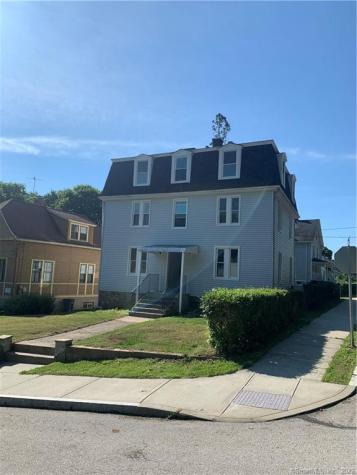 1 Farnsworth Street New London CT 06320