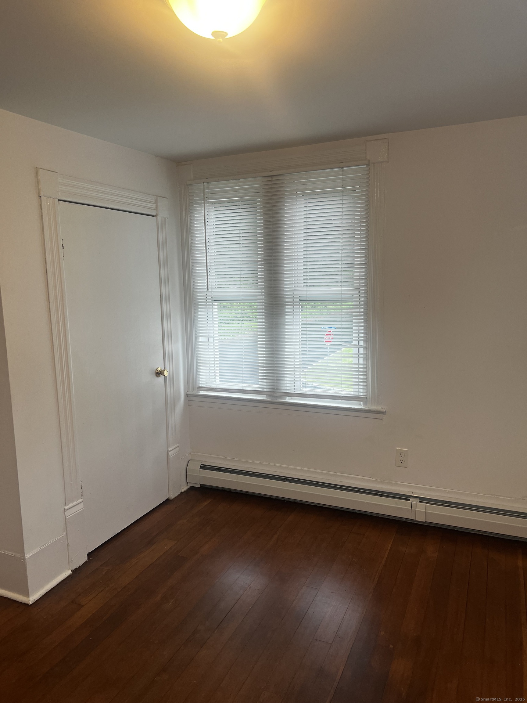 1 Farnsworth Street New London CT 06320