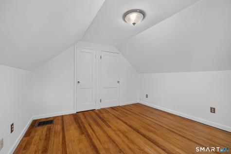 47 Clearview Avenue East Haven CT 06512