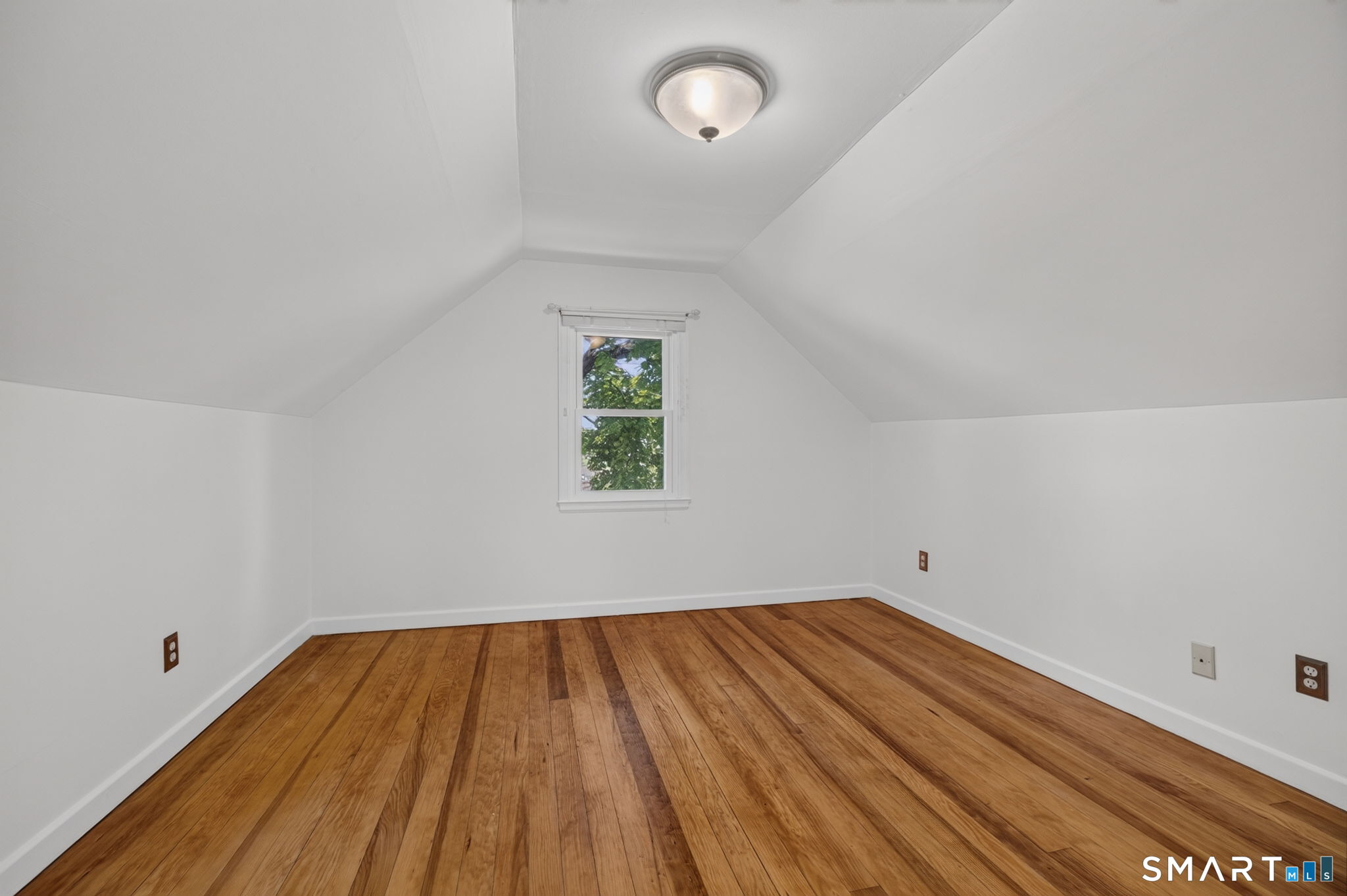 47 Clearview Avenue East Haven CT 06512