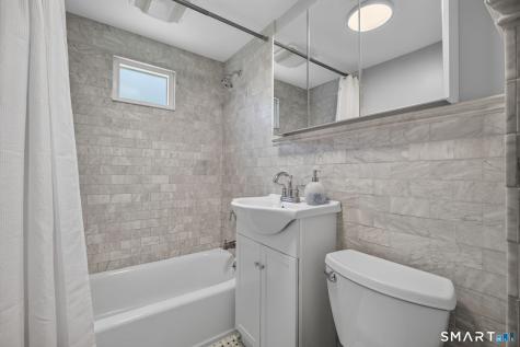 47 Clearview Avenue East Haven CT 06512