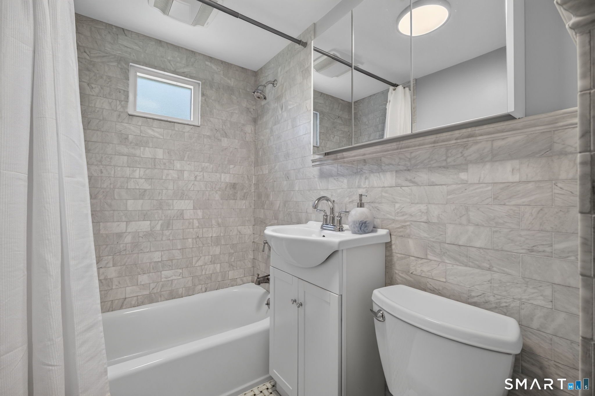 47 Clearview Avenue East Haven CT 06512