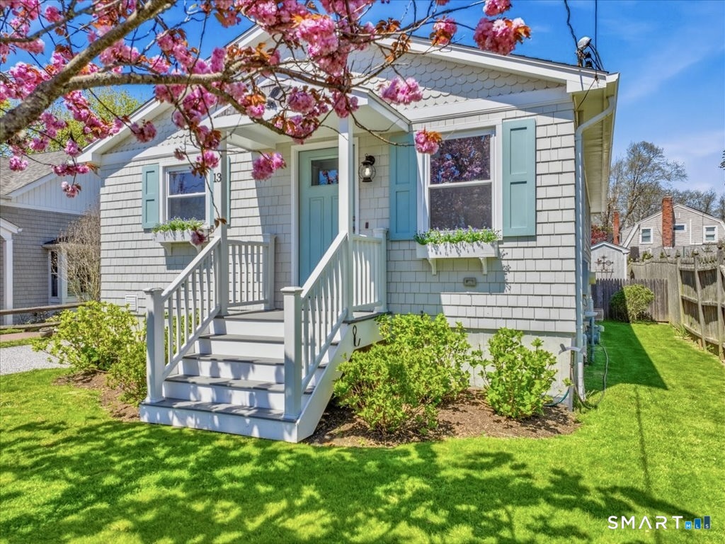 13 Maltby Street Branford CT 06405