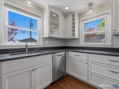 13 Maltby Street Branford CT 06405