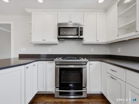 13 Maltby Street Branford CT 06405