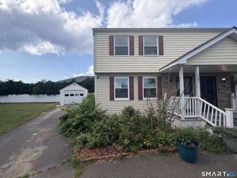117 Footpath Lane East Hartford CT 06118