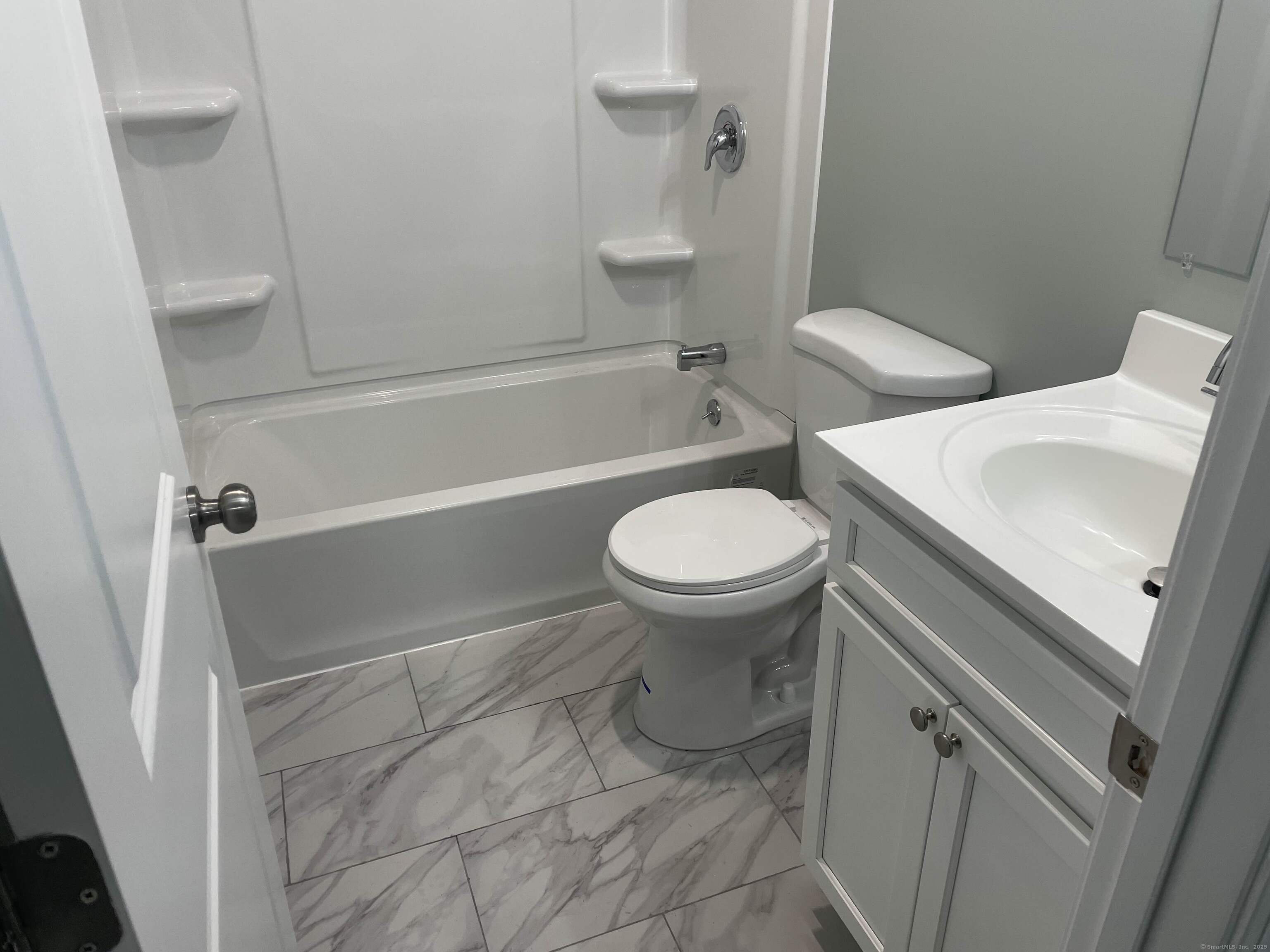 82 Park Avenue Enfield CT 06082