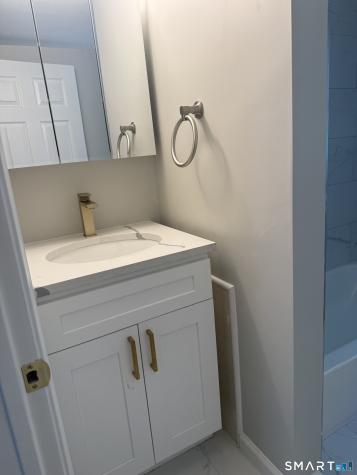 29 Glastonbury Avenue Rocky Hill CT 06067