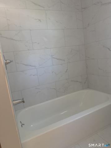 29 Glastonbury Avenue Rocky Hill CT 06067