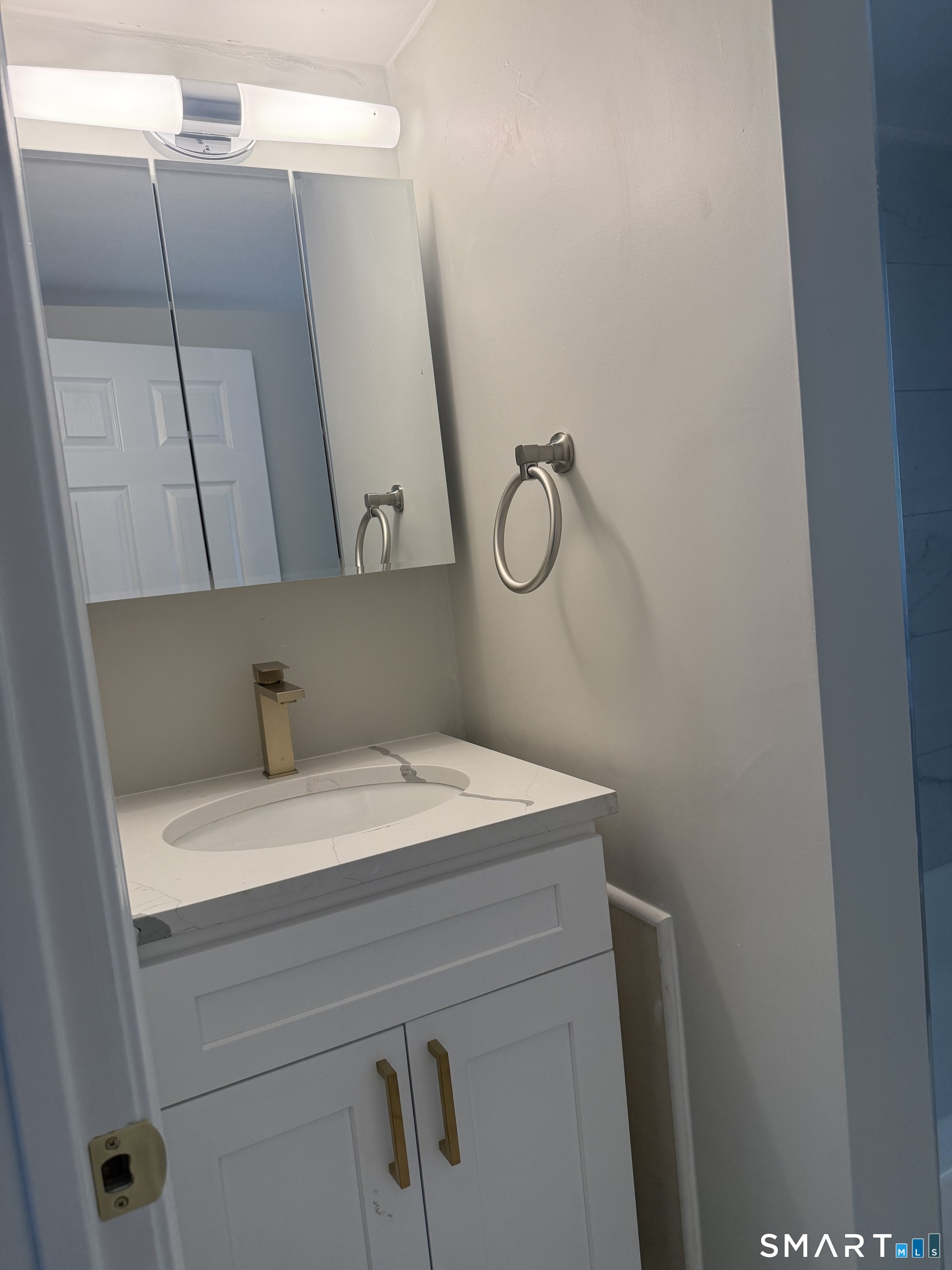 29 Glastonbury Avenue Rocky Hill CT 06067