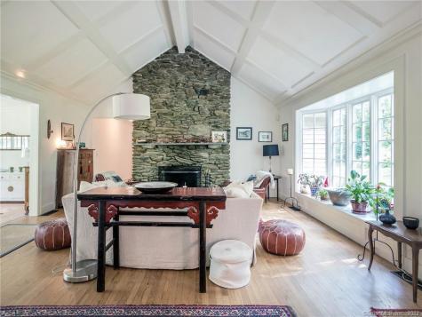 32 Jonathan Drive Roxbury CT 06783