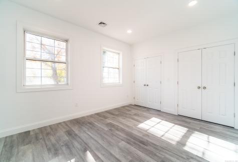 1154 Poquonnock Road Groton CT 06340