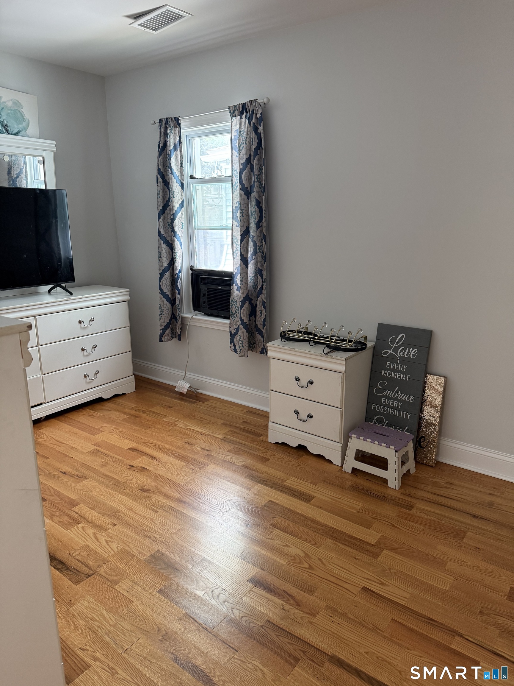 94 Cleveland Avenue Bridgeport CT 06606