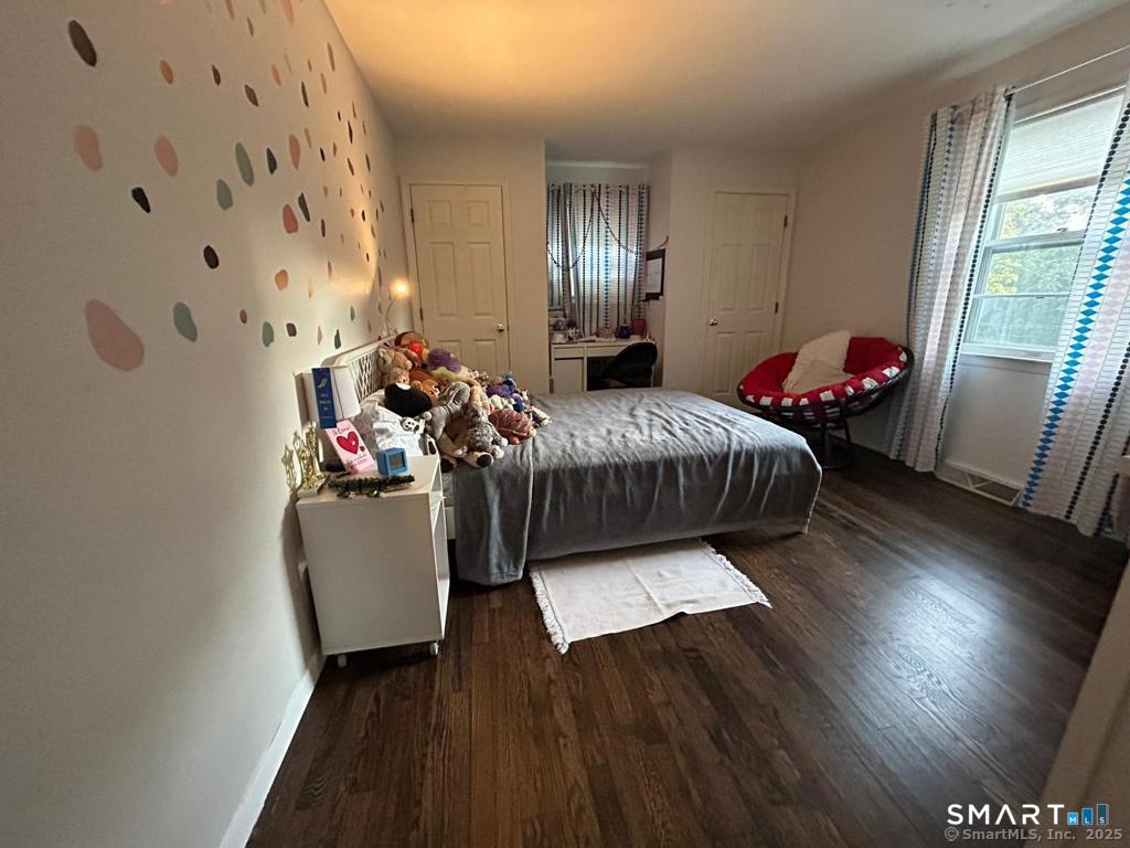 6 Roby Court Branford CT 06405