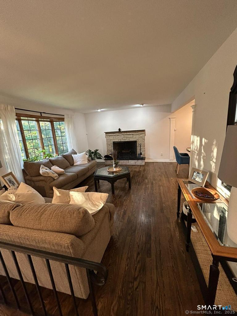6 Roby Court Branford CT 06405