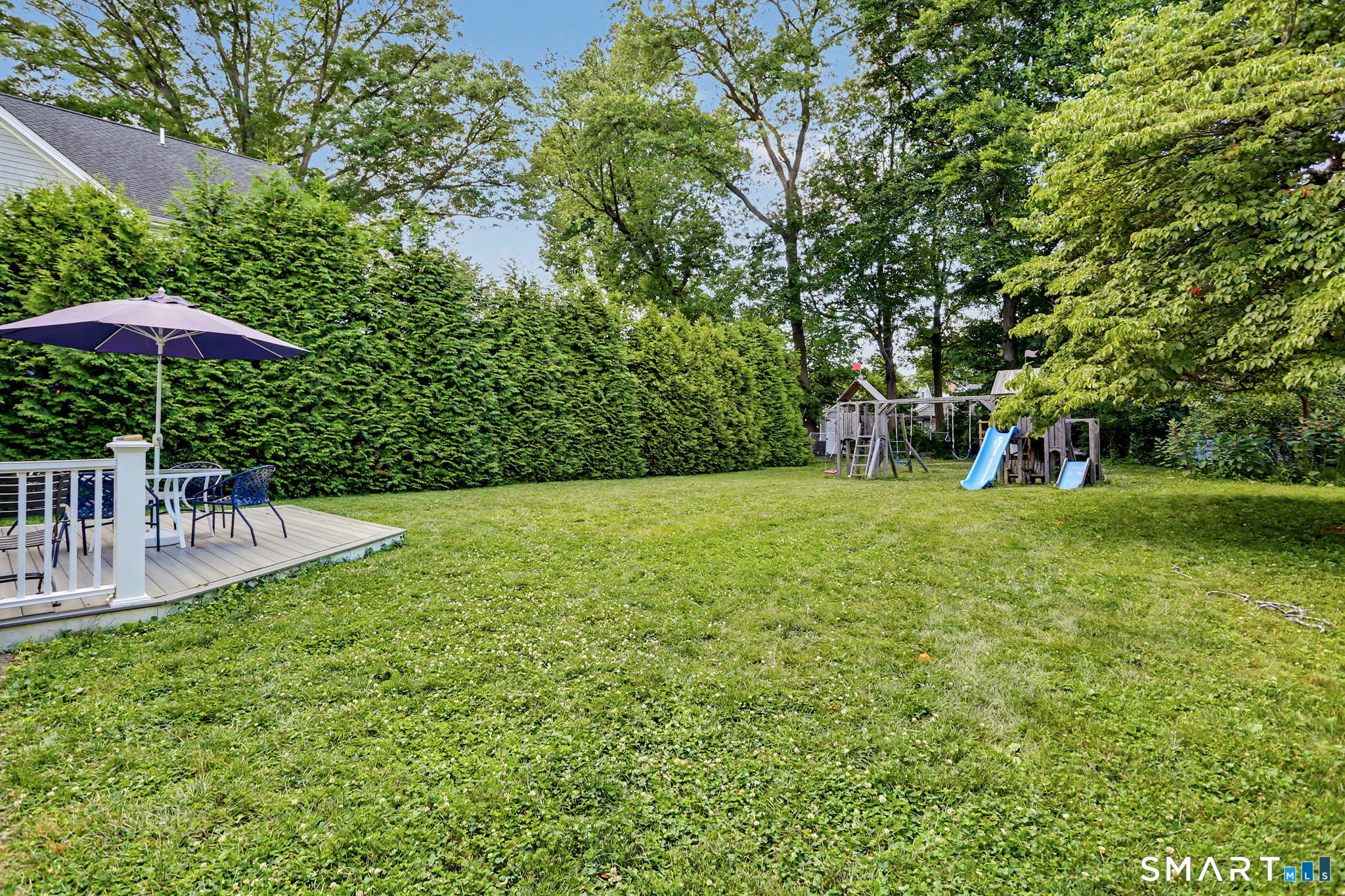 40 Oakwood Drive Fairfield CT 06824