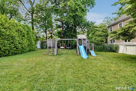 40 Oakwood Drive Fairfield CT 06824