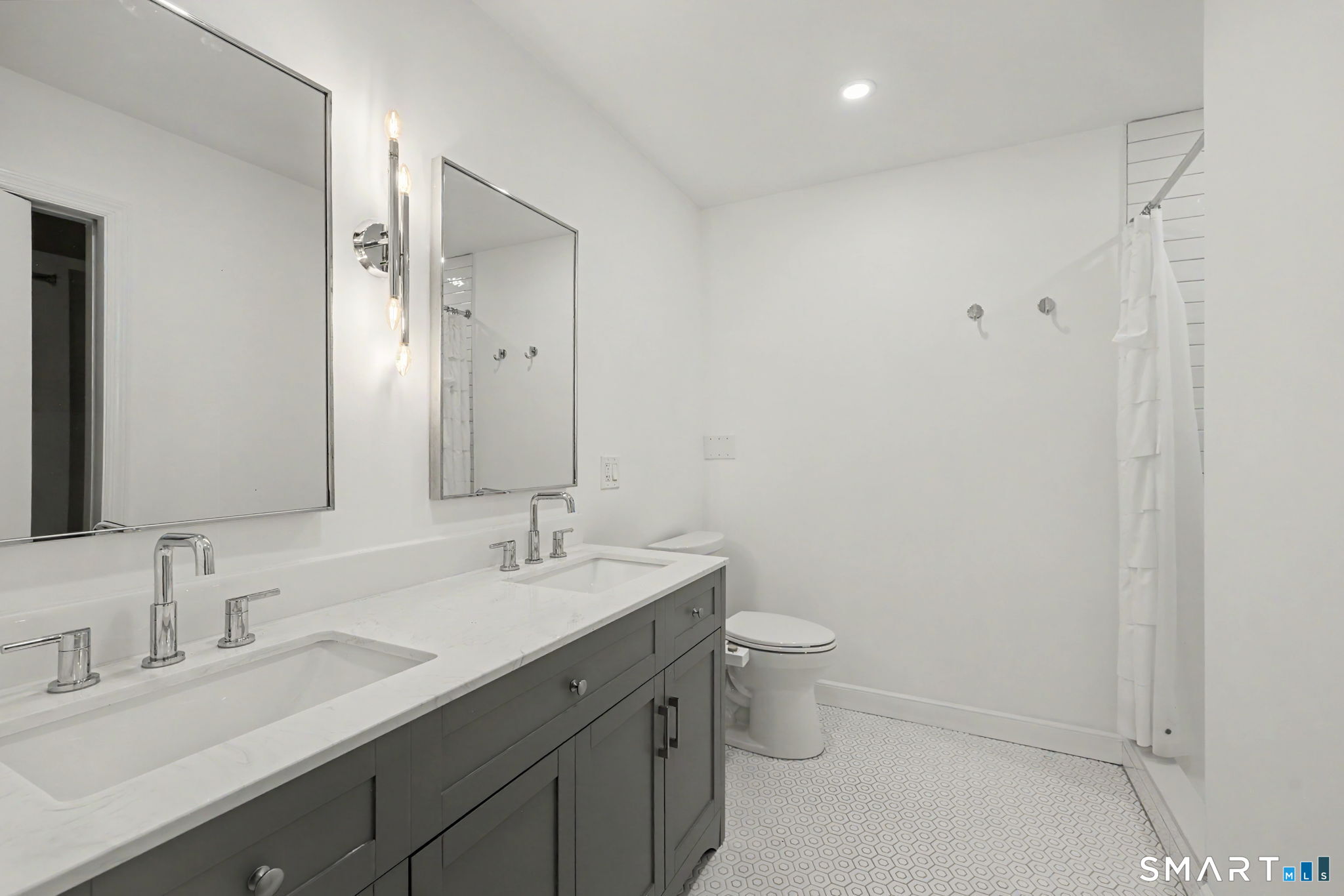 75 Vincent Avenue Stamford CT 06905