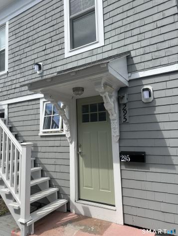 295 Main Street East Lyme CT 06357