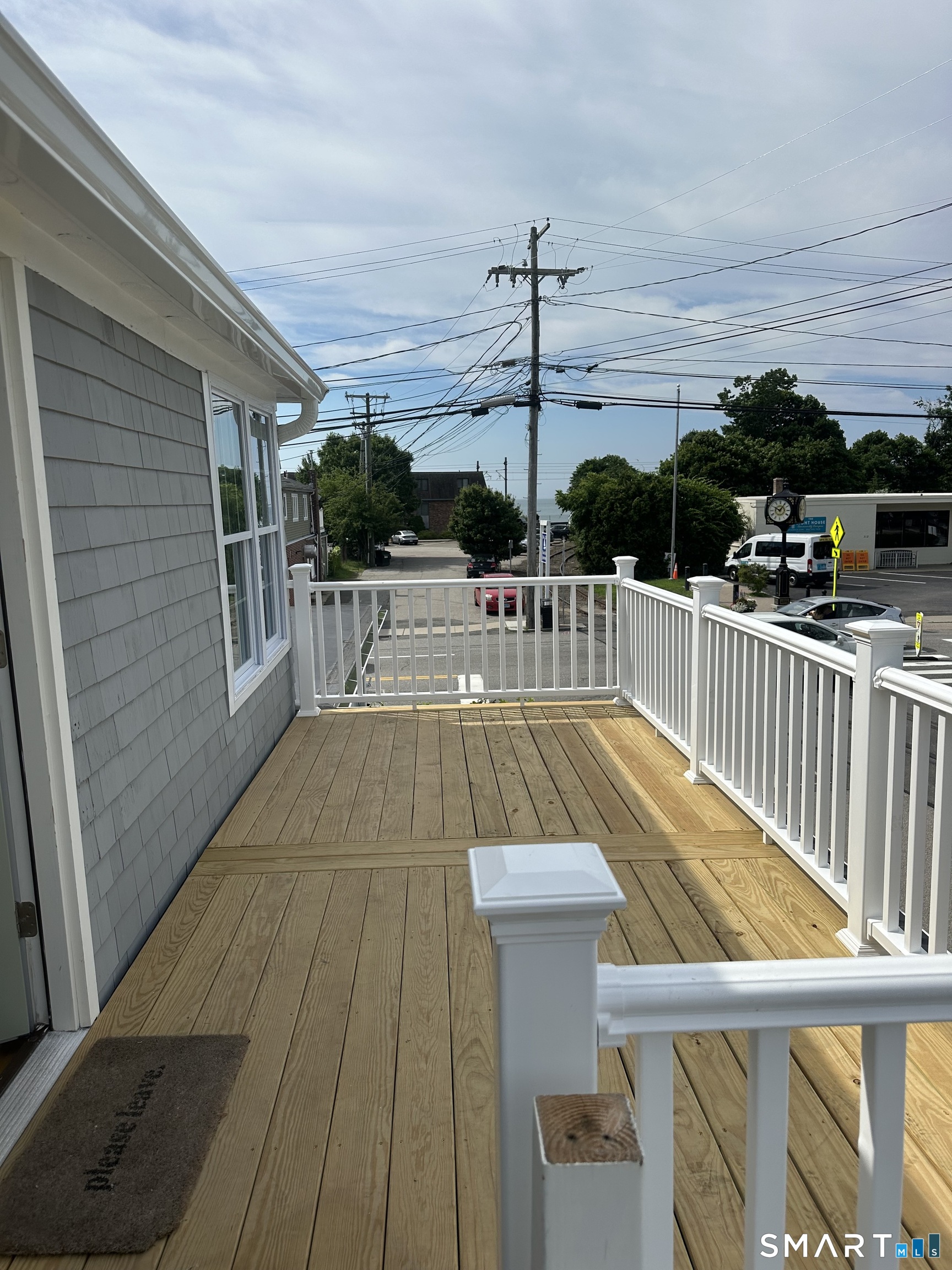295 Main Street East Lyme CT 06357