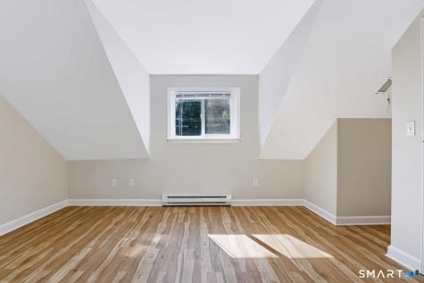 241 Boston Post Road East Lyme CT 06333