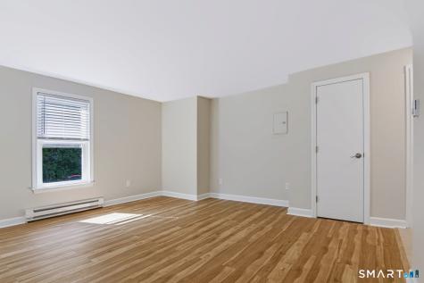 241 Boston Post Road East Lyme CT 06333