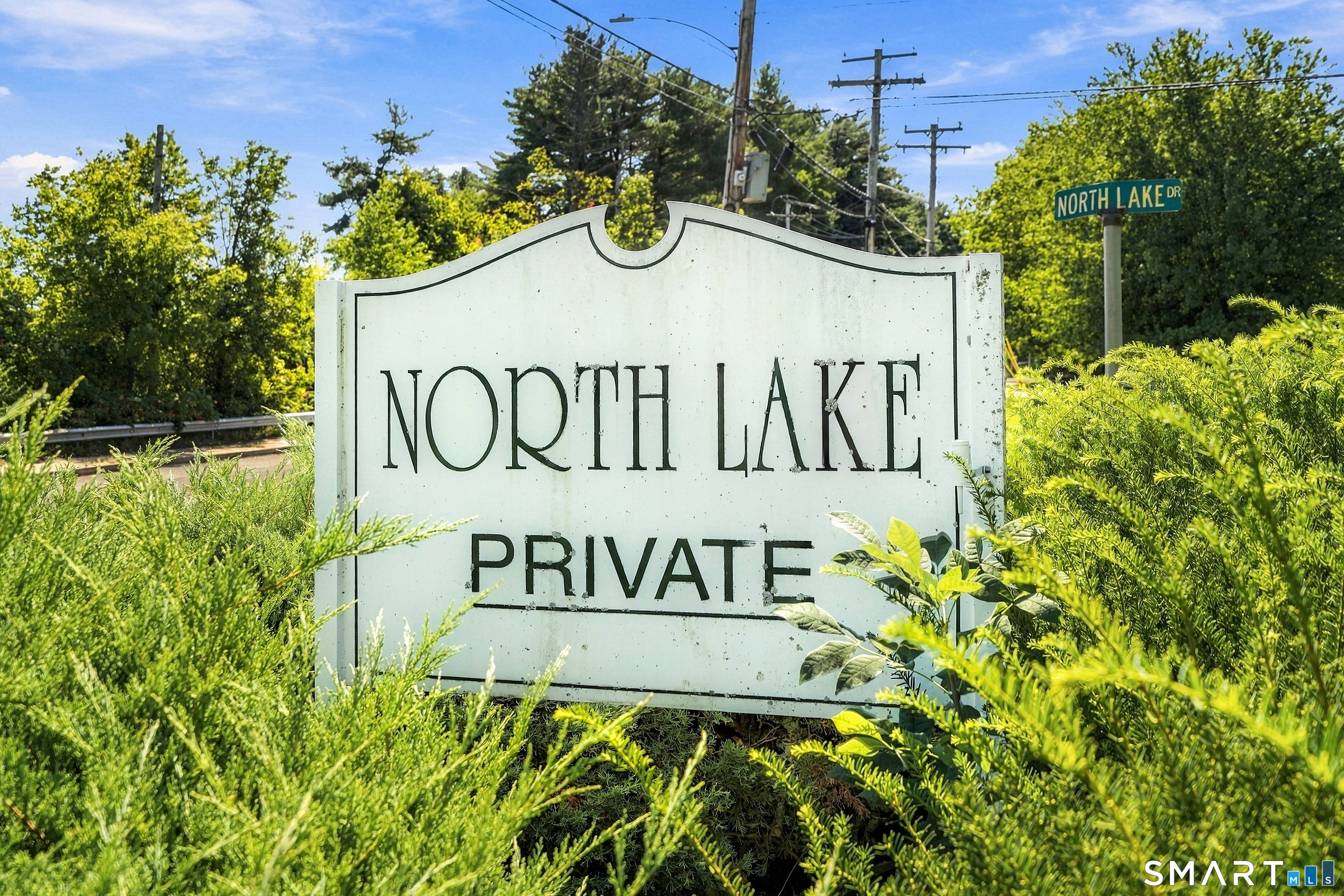 22 North Lake Drive Hamden CT 06517
