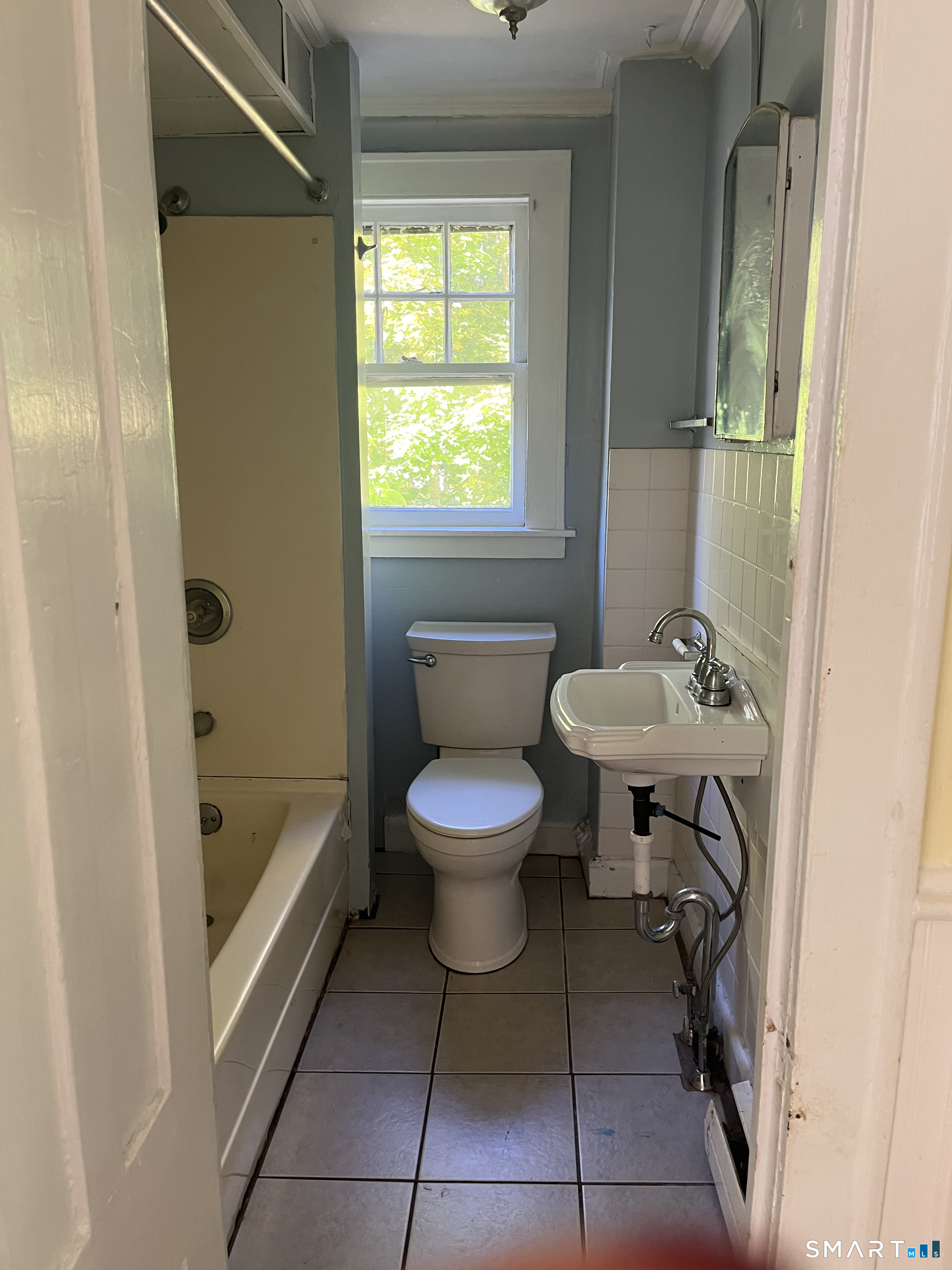 182 North Elm Street Torrington CT 06790