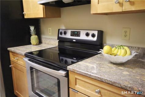 14 Newtown Road Danbury CT 06810