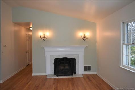 52 South Pine Creek Road Fairfield CT 06824