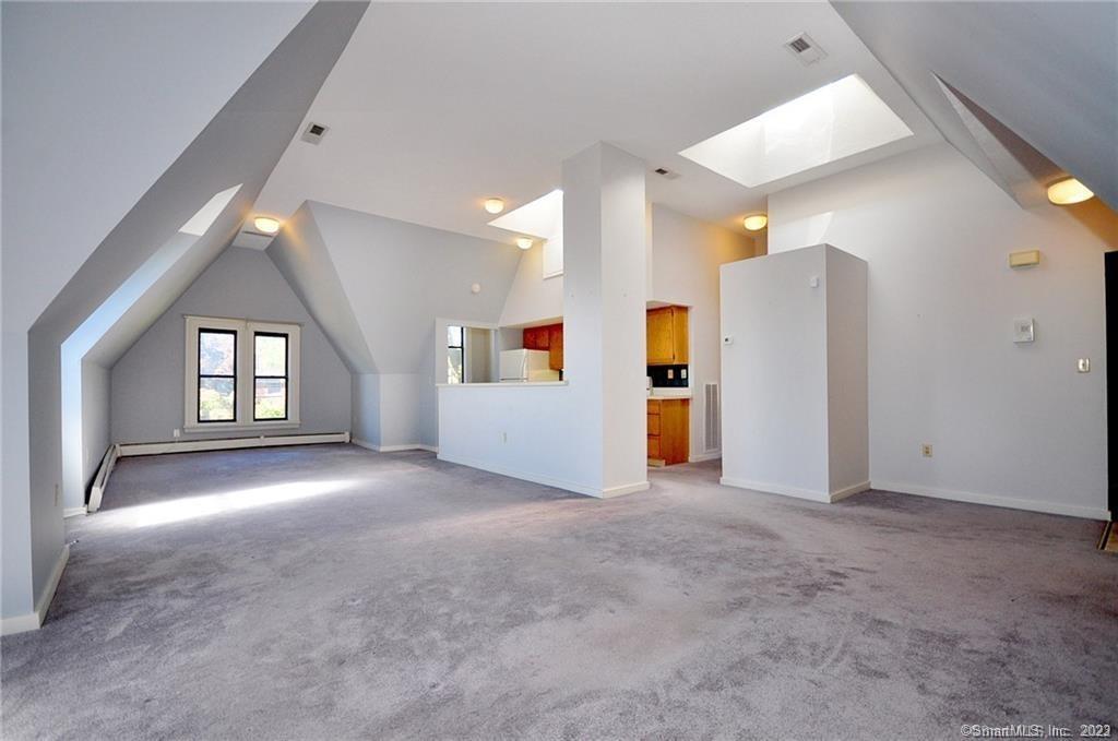 12 Charter Oak Place Hartford CT 06106