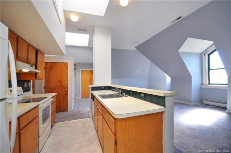 12 Charter Oak Place Hartford CT 06106