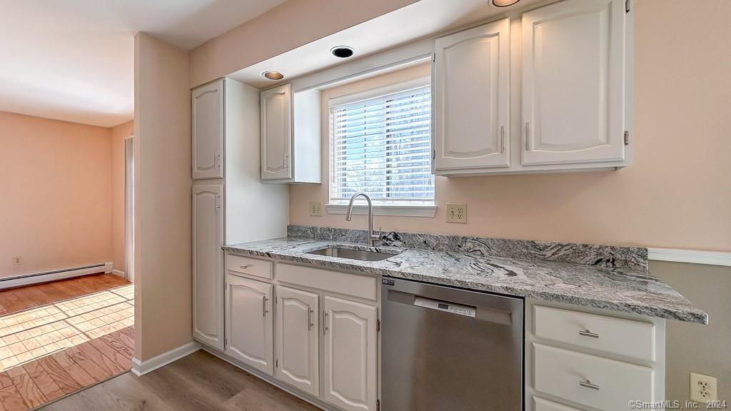 8 Derby Court Brookfield CT 06804