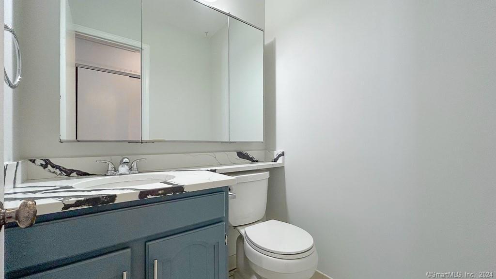 8 Derby Court Brookfield CT 06804