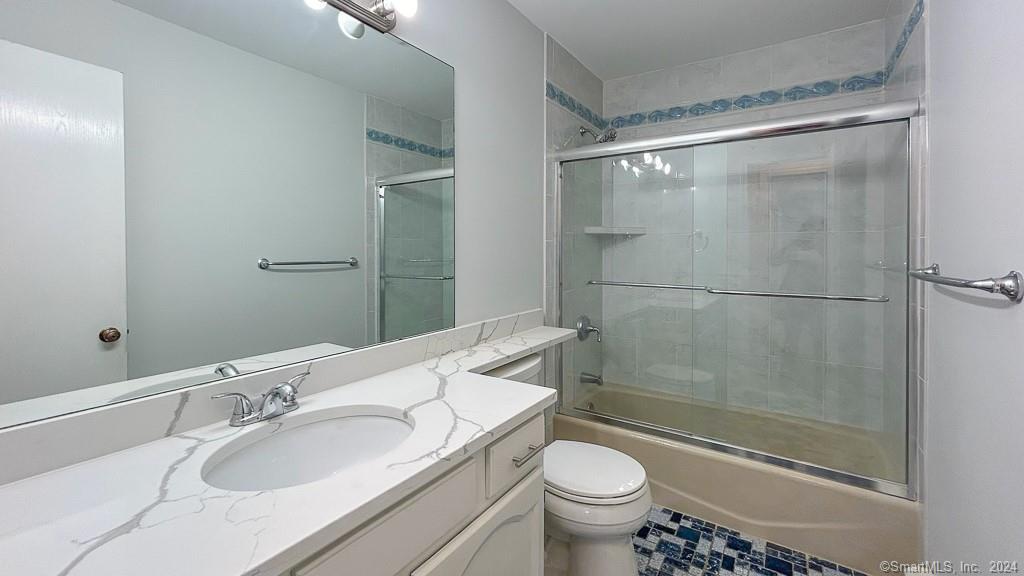 8 Derby Court Brookfield CT 06804