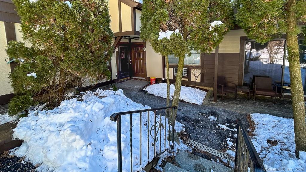8 Derby Court Brookfield CT 06804