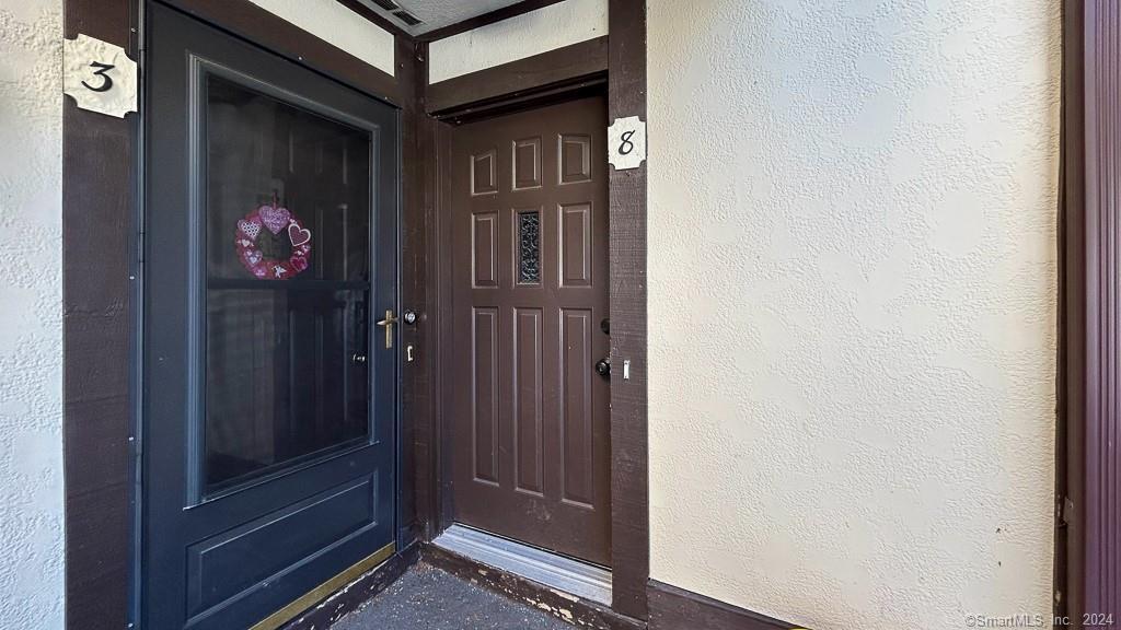 8 Derby Court Brookfield CT 06804