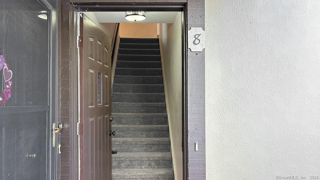 8 Derby Court Brookfield CT 06804