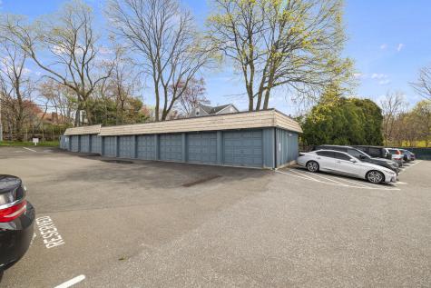 1153 Stratfield Road Fairfield CT 06825
