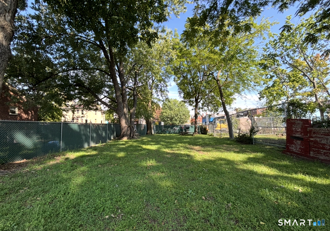 16 Case Street Hartford CT 06105