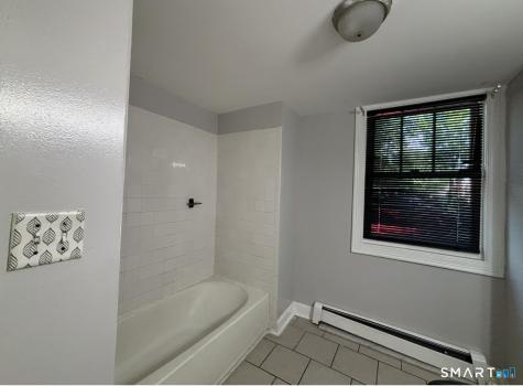 16 Case Street Hartford CT 06105