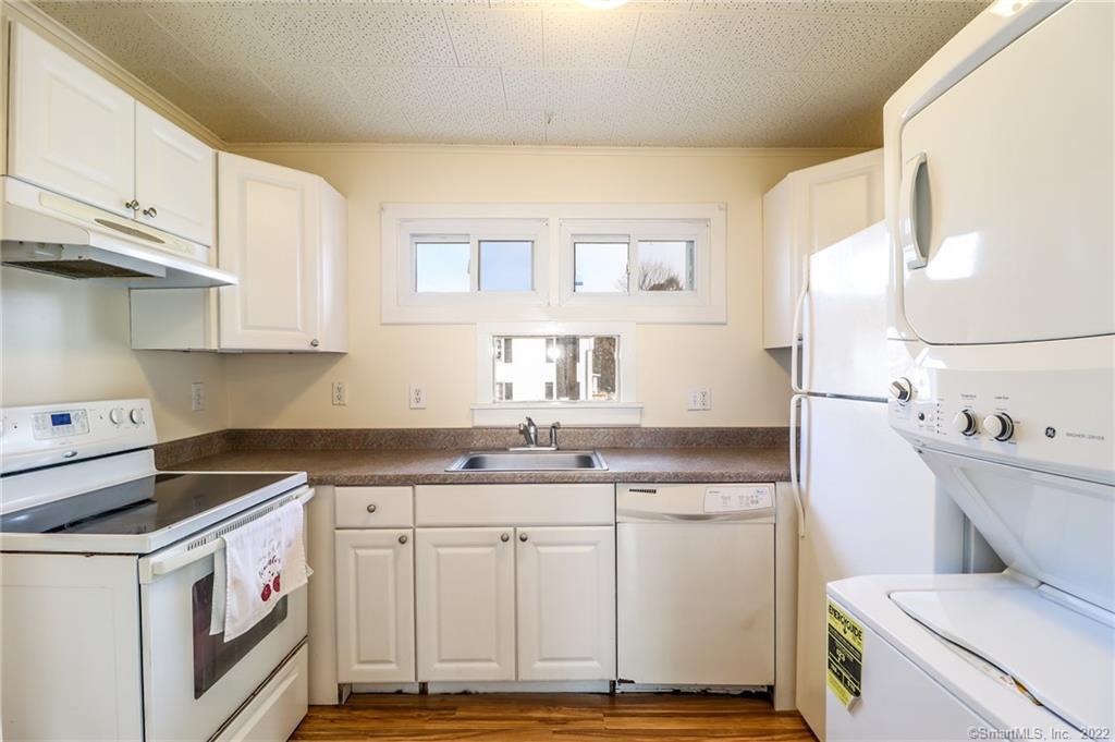 24 Elm Street New Milford CT 06776