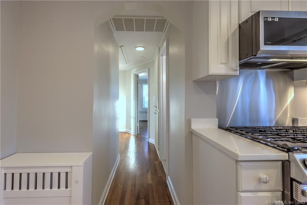 22 Usher Street Milford CT 06460